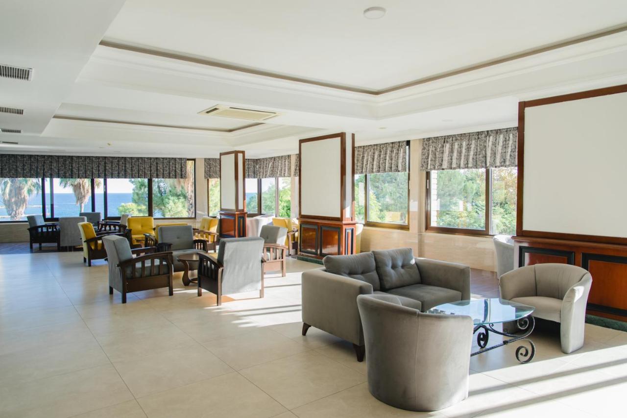 Otel Nazar 3*